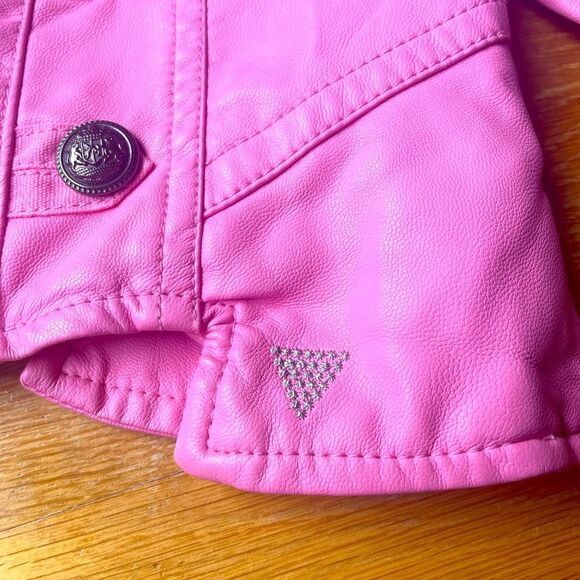 24 month baby girl pink faux leather jacket by Guess - Picture 3 of 7